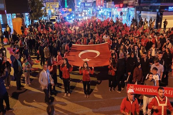 Karaman’da 29 Ekim Cumhuriyet Yürüyüşü yapıldı